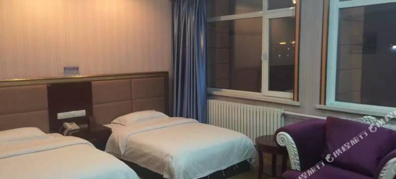 鄂伦春旗聚宝隆宾馆图片