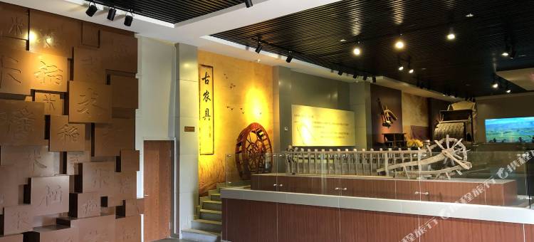 速8酒店(盘山盘锦北高速口水上乐园店)图片