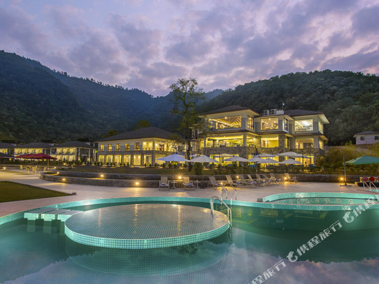 山脉荣耀森林度假村及水疗，博卡拉