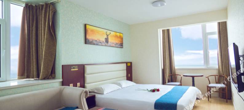 V蓝伴海海景公寓(日照万达广场店)图片