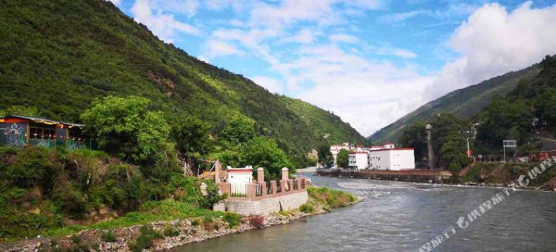 马尔康盛景梵庭精品酒店图片