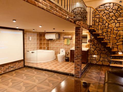 蜗居LOFT美式轻奢酒店(长春中东二店)