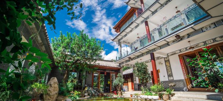 大理墨海兰花海景花园庭院(龙龛古渡店)图片