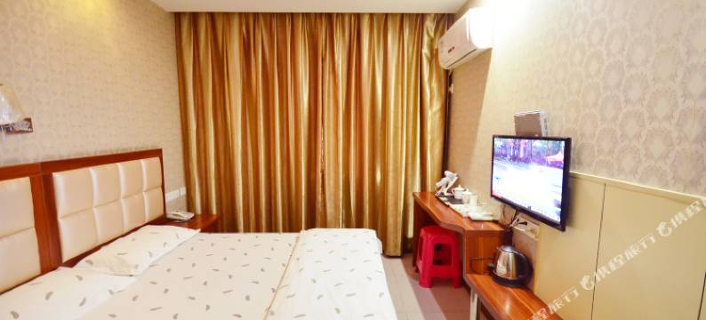 武汉简爱情侣主题公寓图片