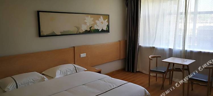 扎赉特旗吉地商务宾馆(音德尔汽车站店)图片