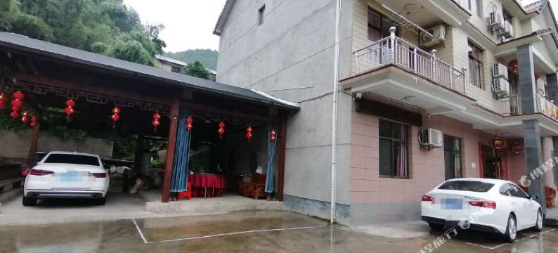 杭州畔山小居民宿图片