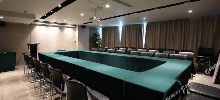 如家精选酒店(乌鲁木齐黄河路中医院店)图片