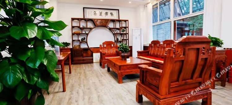 山海关山友庭院民宿图片