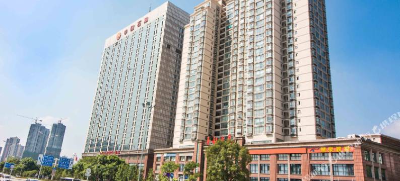 华一酒店(武汉汉口火车站泛海CBD店)图片