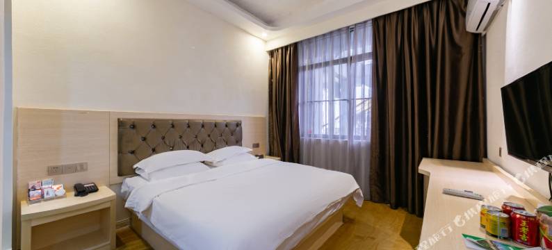 横县月江民宿(槎江路分店)图片