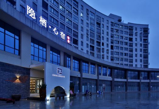 南昌县隐栖心宿酒店（银三角北地铁站店）外景图