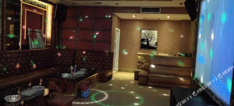 东兴火凤凰酒店(万尾金滩店)图片