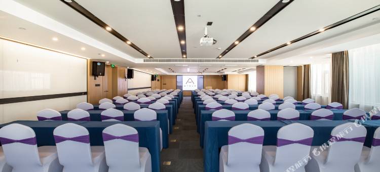 济南大观园亚朵酒店图片