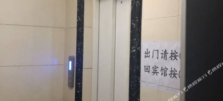 月亮湾宾馆(乌鲁木齐体育馆路店)图片