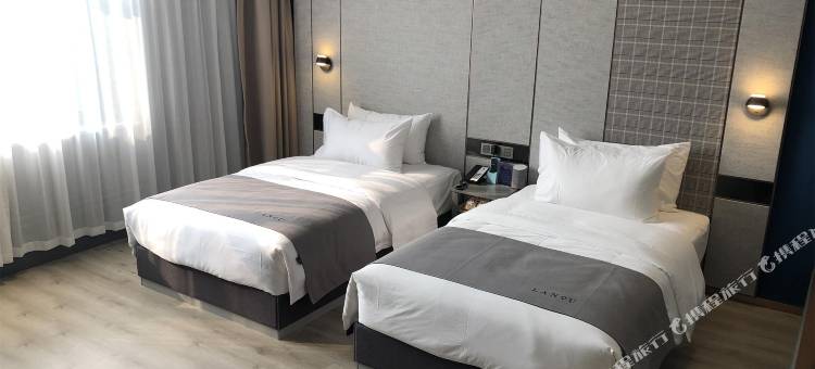 兰欧酒店(淄博小义乌西班牙风情街店)图片