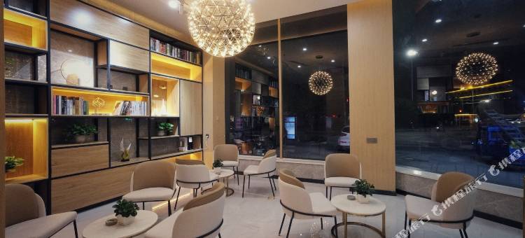 丽尊酒店(鹤壁站黎阳路店)图片