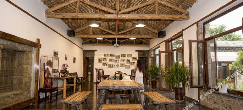 曳尾园酒店(泰山环山路店)图片