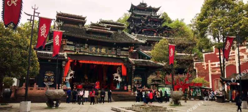 八戒人文客栈(张家界大庸府城店)图片