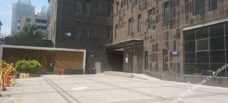 伯伦民宿(沈阳铁西广场店)图片