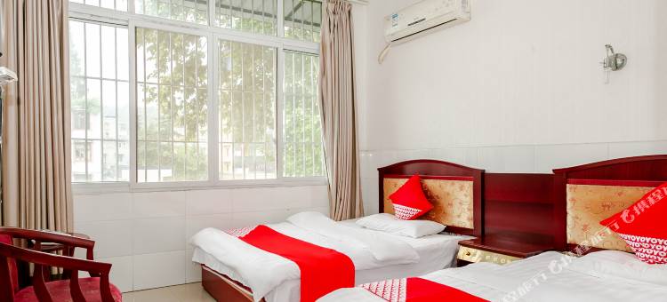 OYO雅安恒鑫商务酒店图片