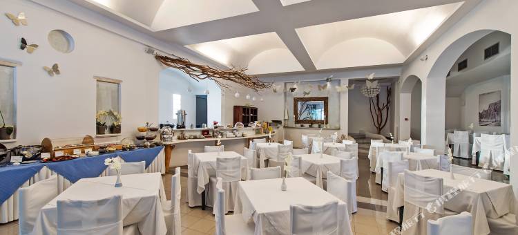 梅特迷村庄酒店(Meltemi Village Hotel)图片