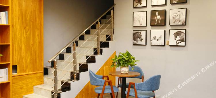 骏怡连锁酒店(防城港高铁北站店)图片