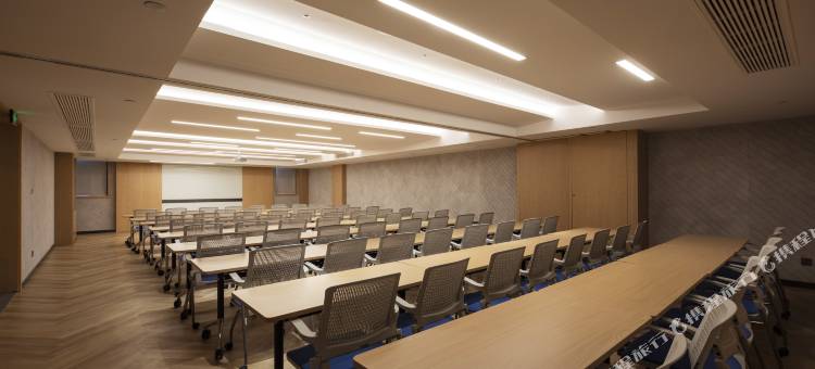 上海嘉定新城智选假日酒店图片