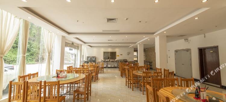 大新天中越大酒店图片