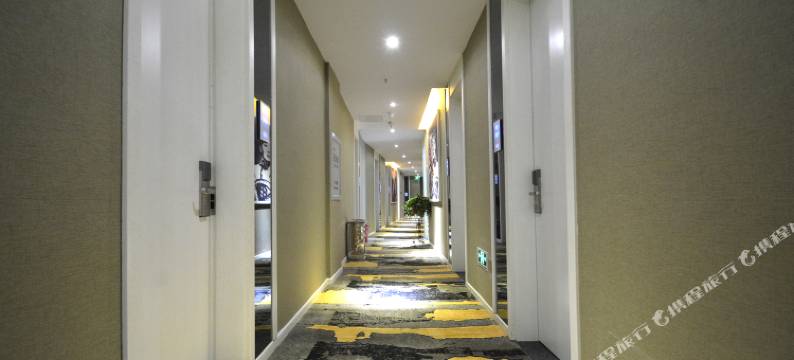 米格酒店(郑州高铁东站绿地双子塔店)图片