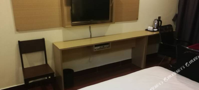 广州八连宾馆(太和金铂天地店)图片