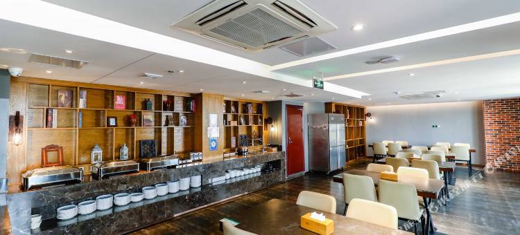 轻住悦享酒店(淄博火车站万象汇店)图片