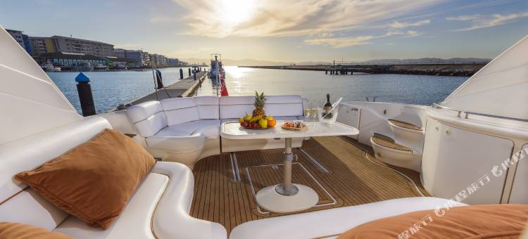 豪华游艇船屋(Luxury Yacht Hotel)图片