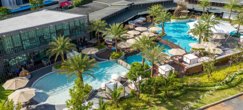 芭东湾山度假村(Patong Bay Hill Resort)图片