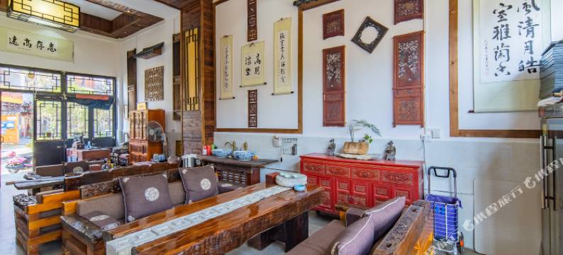 荔波陋木舍客栈图片