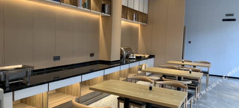 悦丰精品酒店(龙岩动车站店)图片