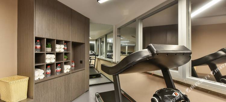 天津滨海第一大街亚朵酒店图片