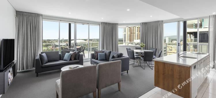 阿德莱德大使馆盛橡套房酒店(Oaks Adelaide Embassy Suites)图片