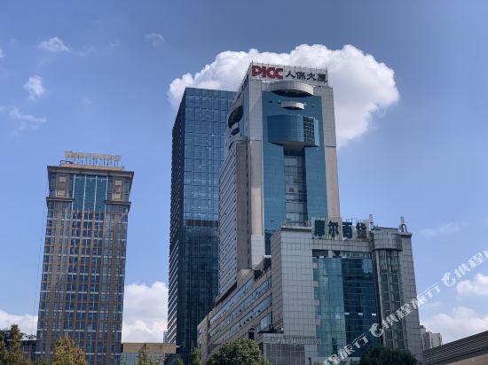 成都茂业百货(盐市口店)购物攻略,茂业百货(盐市口店)物中心/地址