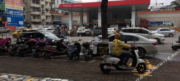 骏怡连锁酒店(钦州第二人民医院店)图片
