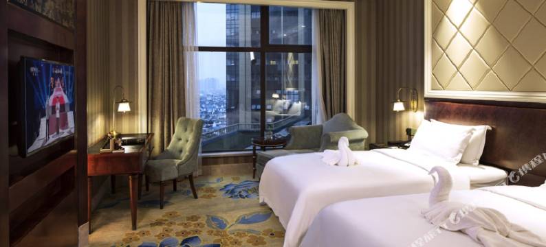 成都金韵酒店(欢乐谷金府地铁站店)图片