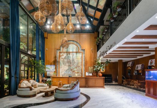 蒙自海伦城市花园酒店外景图