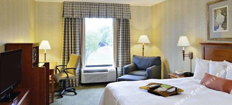 长岛布鲁克海文欢朋酒店(Hampton Inn Long Island-Brookhaven)图片