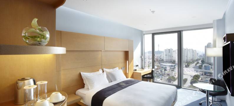 伊尔迪斯丽晶酒店(Eldis Regent Hotel)图片