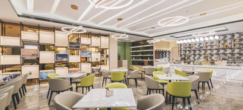 南京玄武湖公园亚朵酒店图片