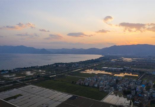 Fuxian Lake Tianye B & B Hotel Overview