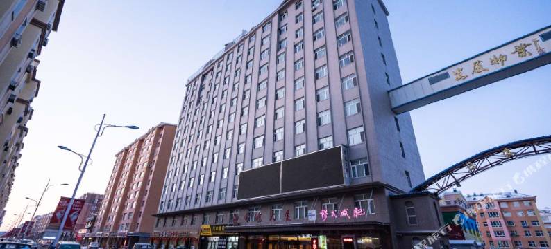 牙克石中冠酒店图片