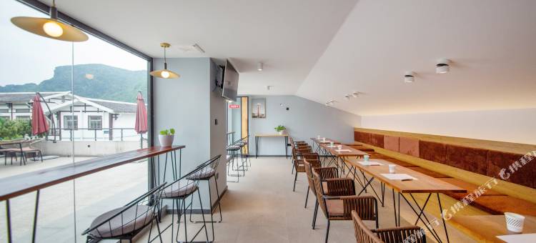 张家界蚌壳青年度假酒店(武陵源国家森林公园店)图片