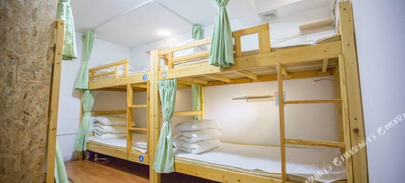 忆小窝青年旅舍(青岛君峰路地铁站店)图片