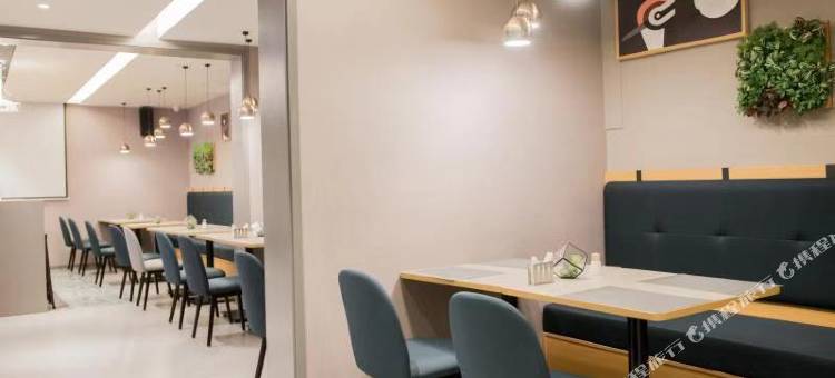 如家商旅酒店(上海会展中心七宝地铁站店)图片