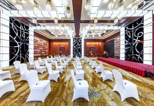 Kuntai Royal Hotel BeijingHotel Overview